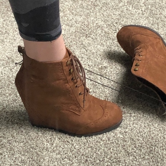 Brand new Suede Wegde Booties - Picture 4 of 5